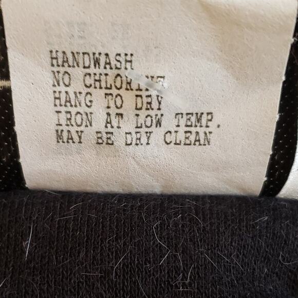 Liz & Me 2-piece Italian Long Sleeve Black Skirt & Blouse - Picture 11 of 12